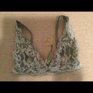 Bralette L